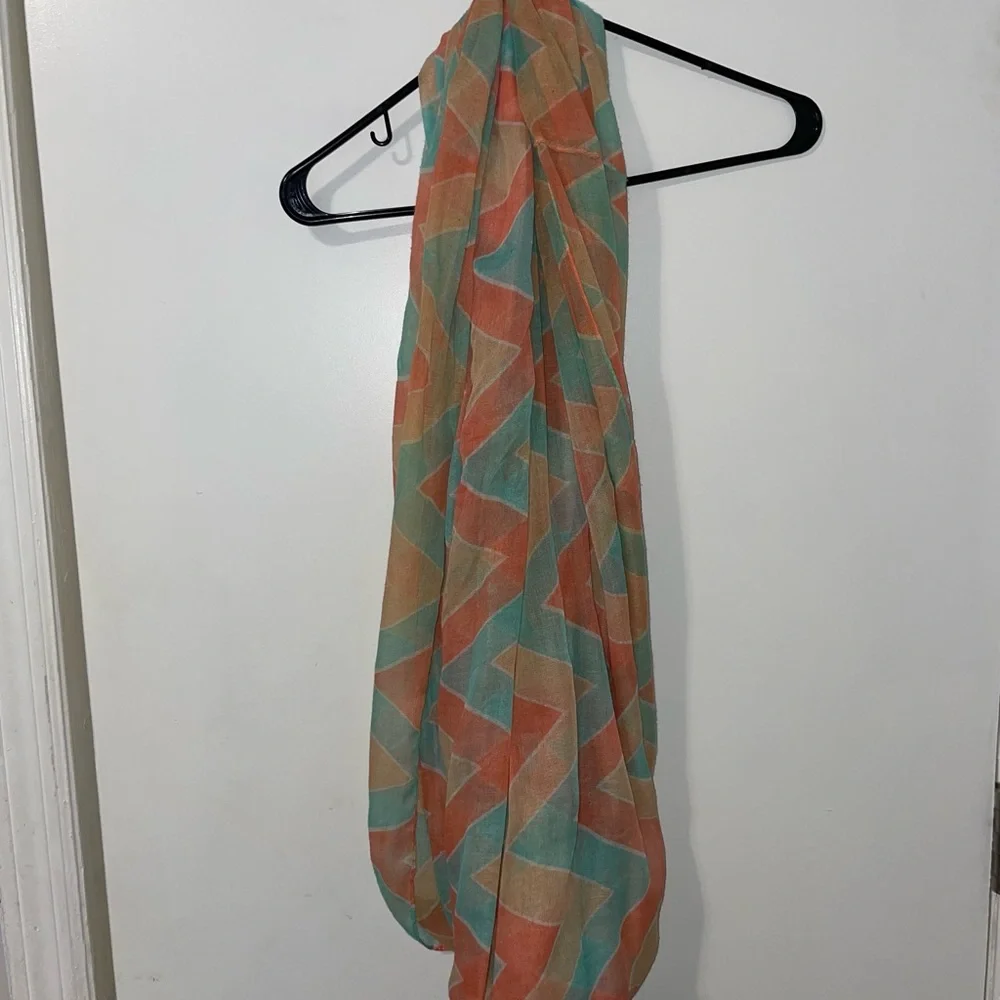 SCARF - Picture 1 of 1